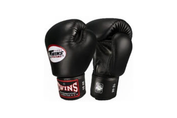 3. Twins Special Boxing Gloves Velcro