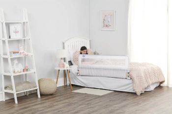 5. Regalo Hide Away Extra Long Bed Rail